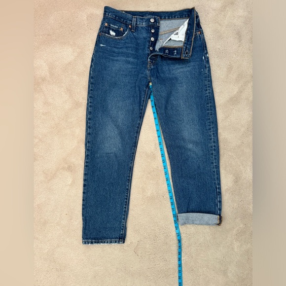 Levi’s 501 Cropped - Picture 3 of 4